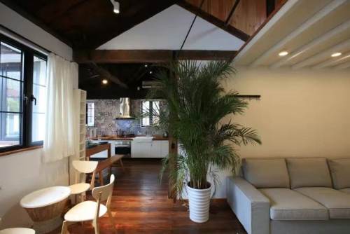 Housing image — Living Room