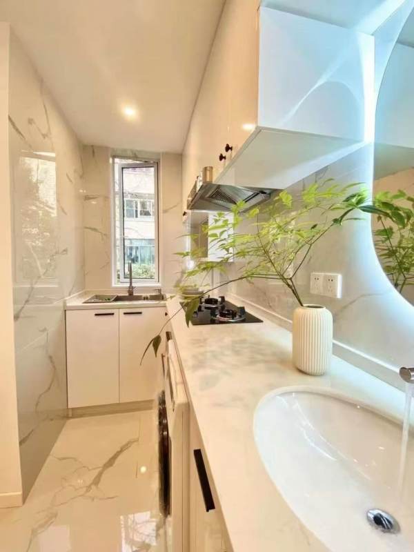 Housing image — Kitchen