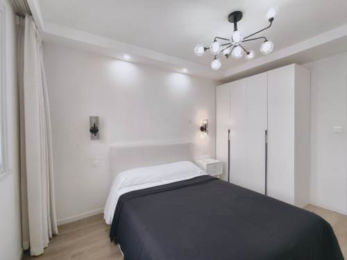 Housing image — Bedroom