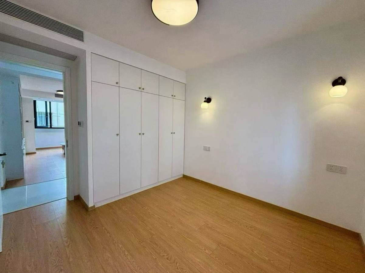 Housing image — Bedroom