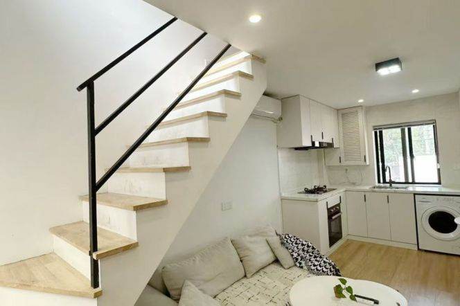 1BR Apartment in Jing'an
