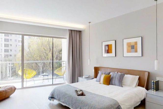 4BR Apartment in Xintiandi with Floor-to-Ceiling Windows (L10/L13)