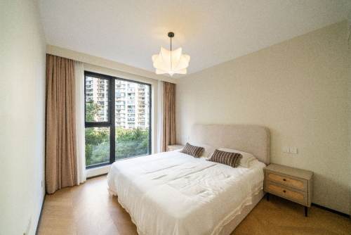 Housing image — Bedroom