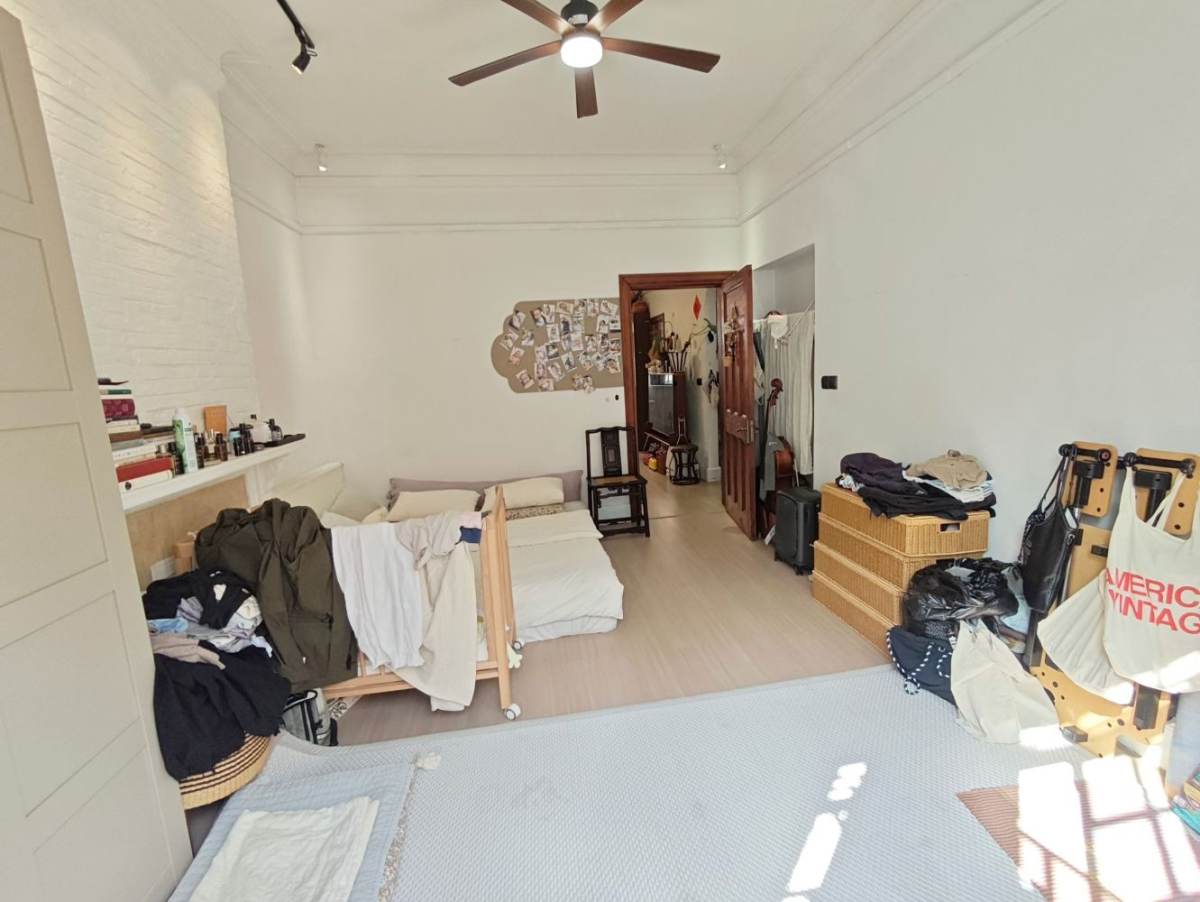 Housing image — Bedroom