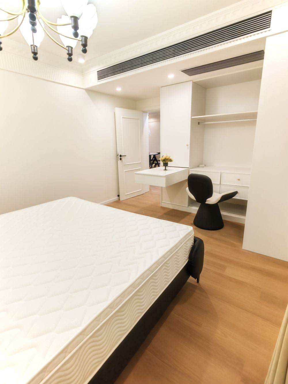 Housing image — Bedroom