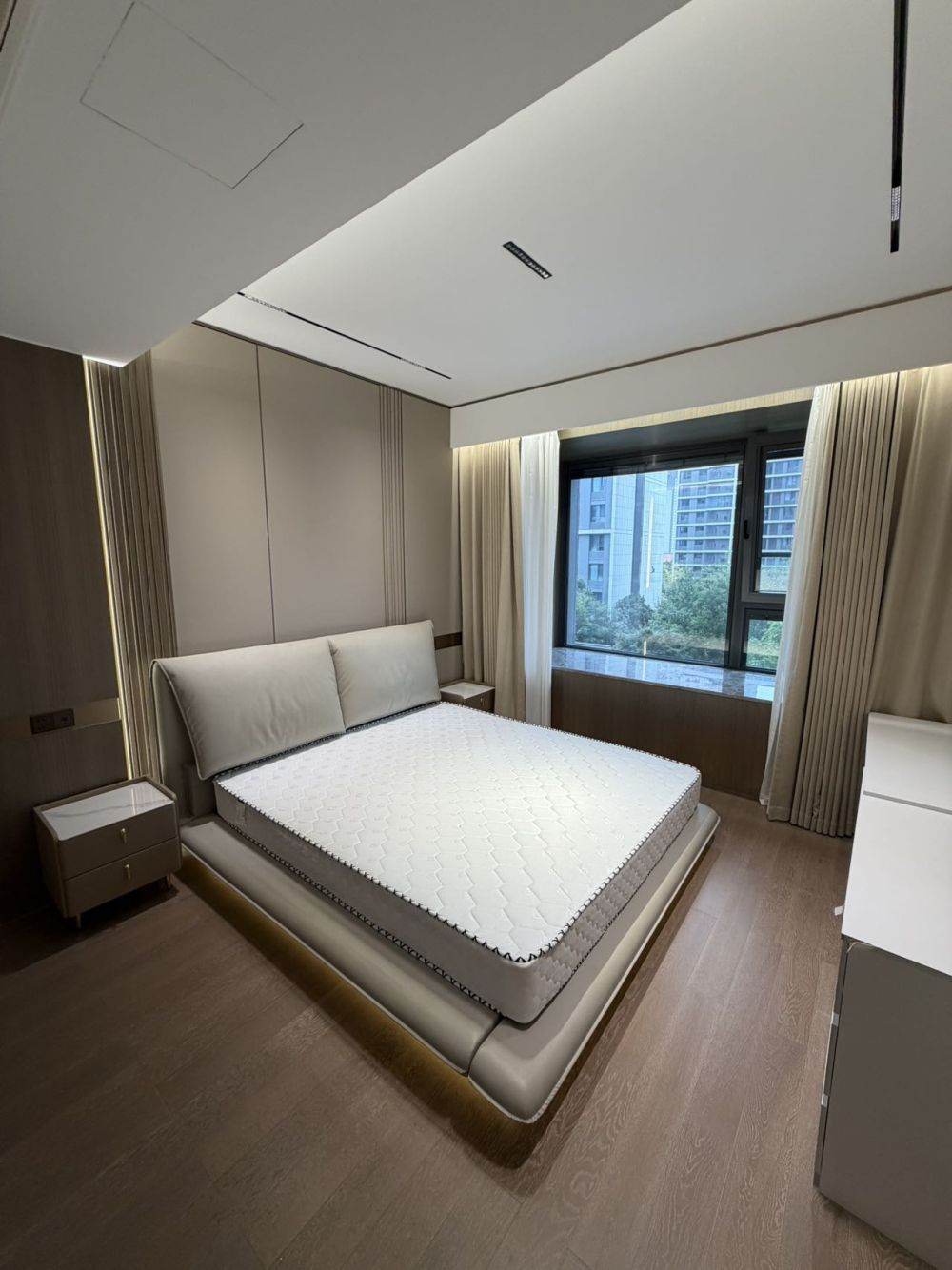 Housing image — Bedroom