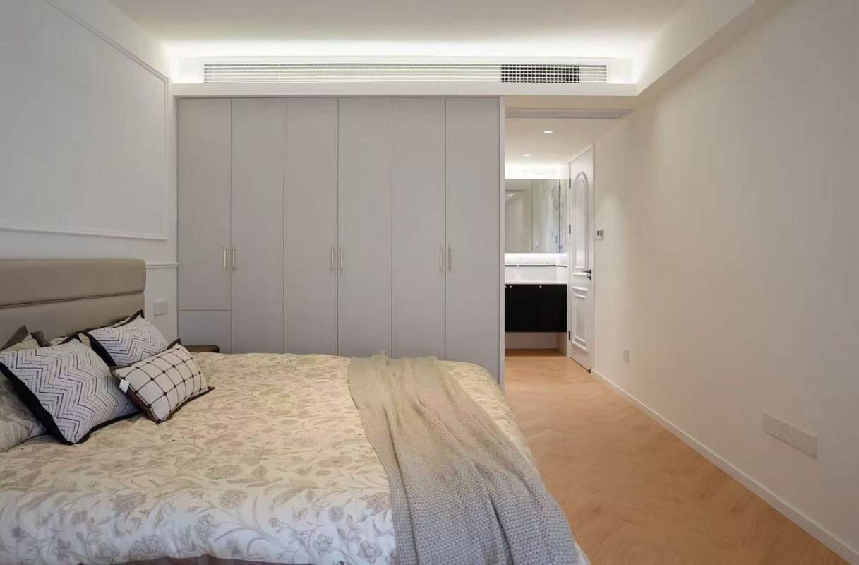 Housing image — Bedroom