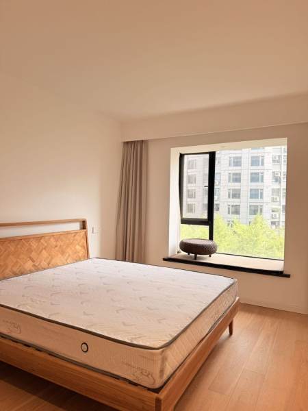 Housing image — Bedroom