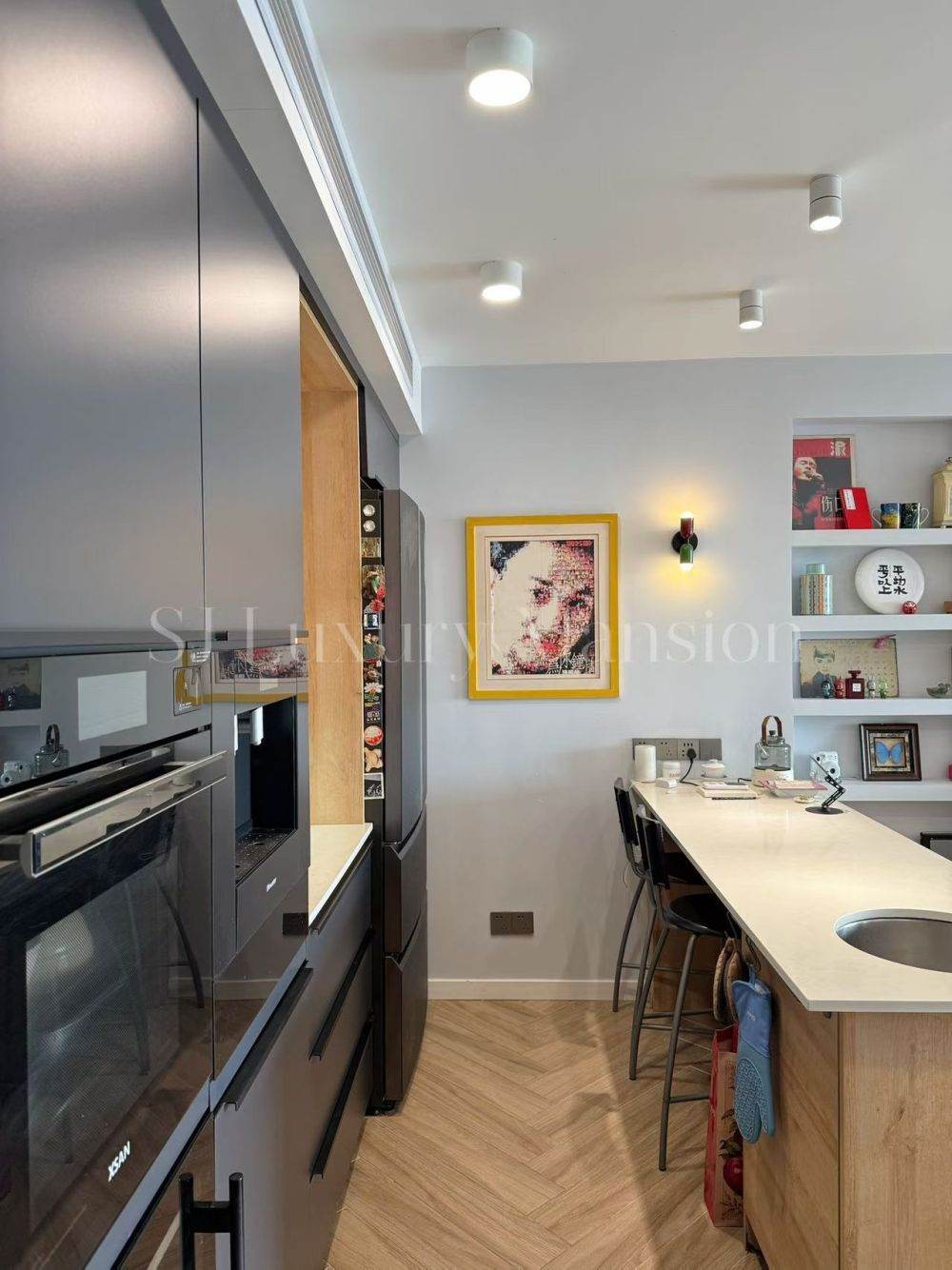 Housing image