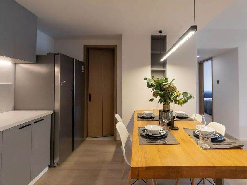 Housing image — Dining Area