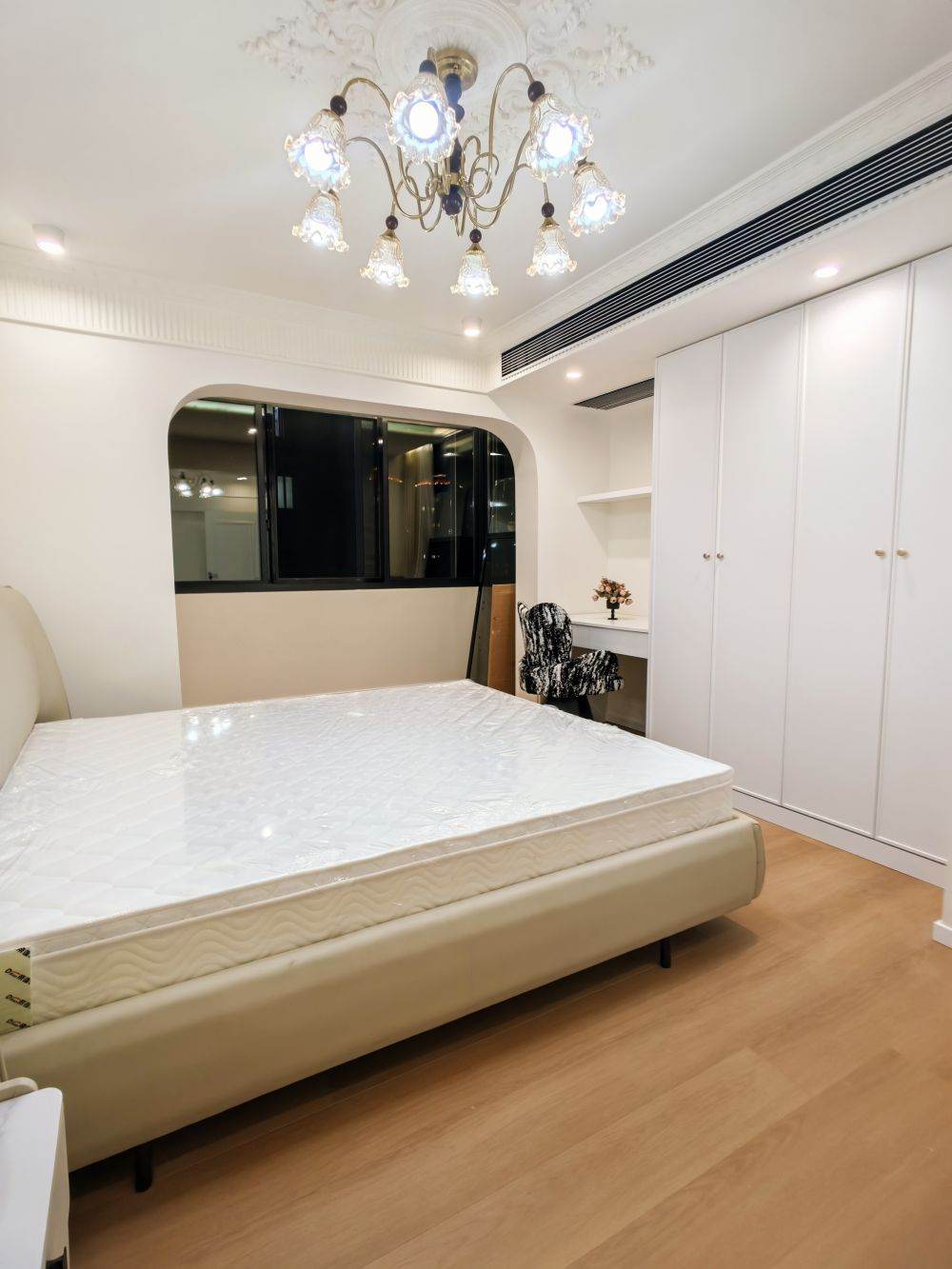 Housing image — Bedroom