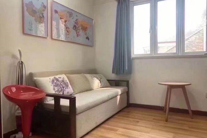 Short-Term 1BR Lane House near IAPM (L1/L10/L12)