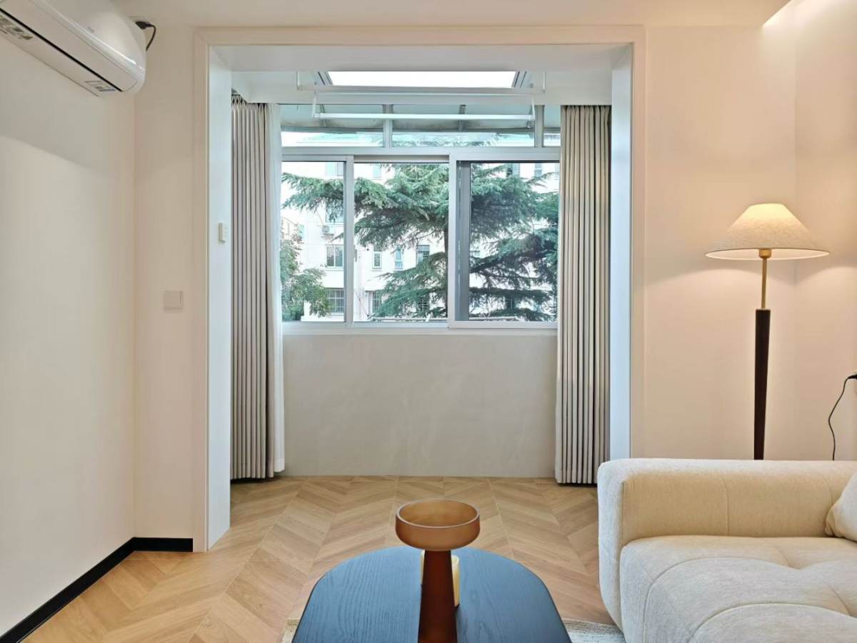 Housing image — Living Room