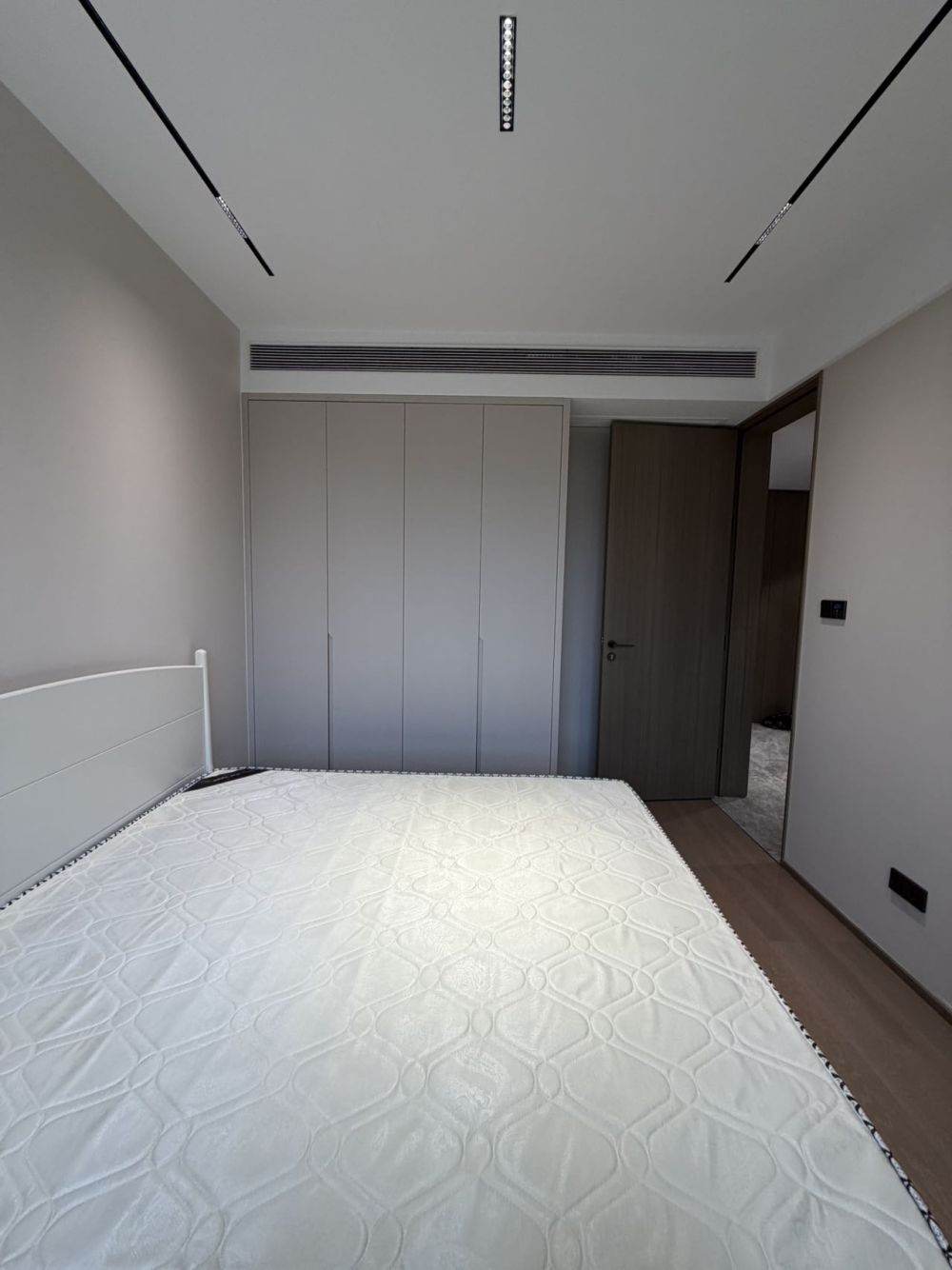 Housing image — Bedroom