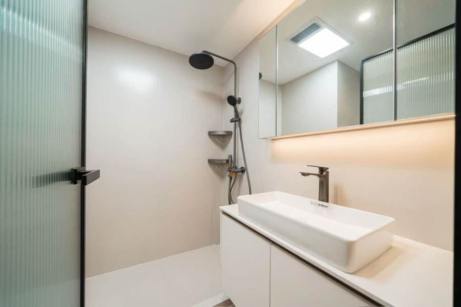 Housing image — Bathroom