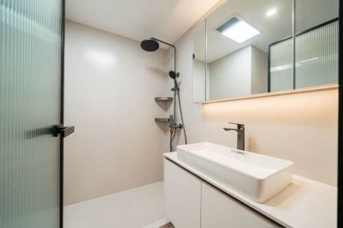 Housing image — Bathroom