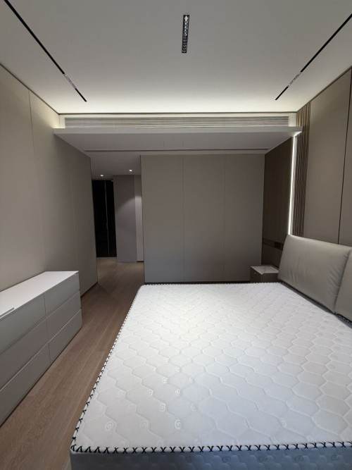 Housing image — Bedroom