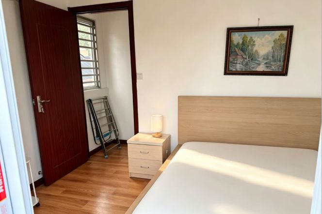 Short-Term 1BR Lane House near IAPM (L1/L10/L12)