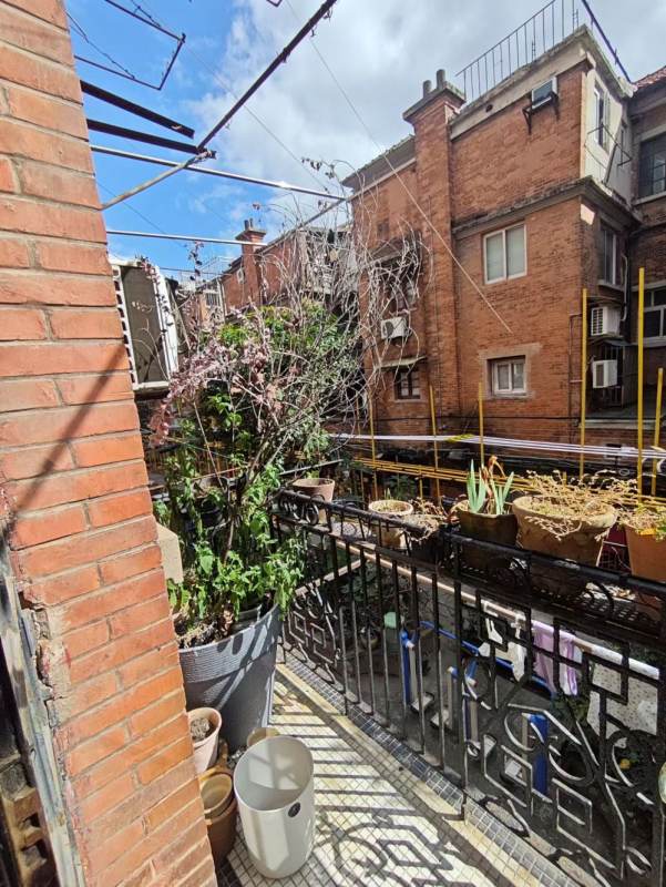 Housing image — Balcony