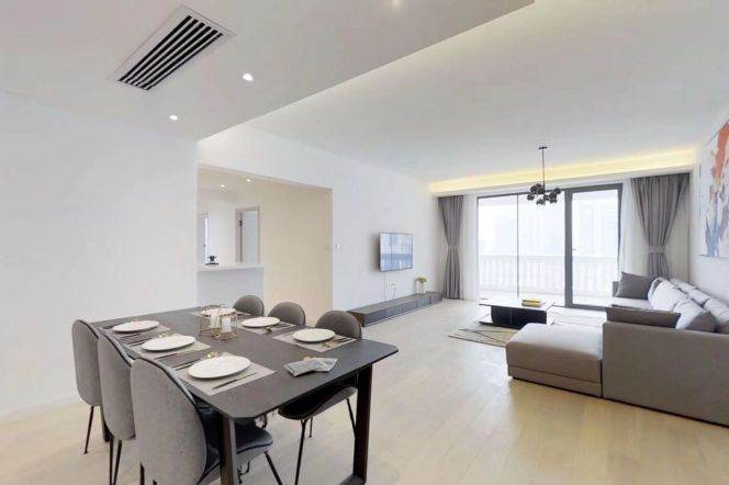 Spacious 3BR Apartment in Old Xuhui with Outstanding View (L1/L10/L12/L13)