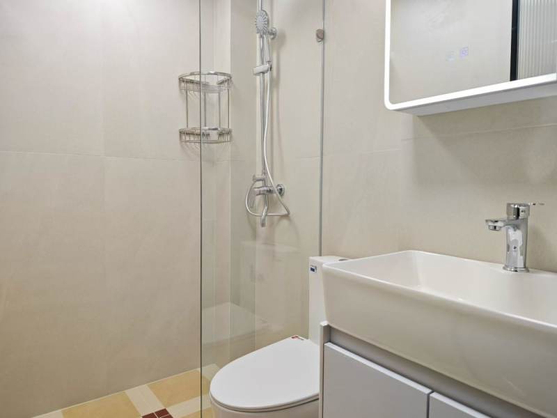 Housing image — Bathroom