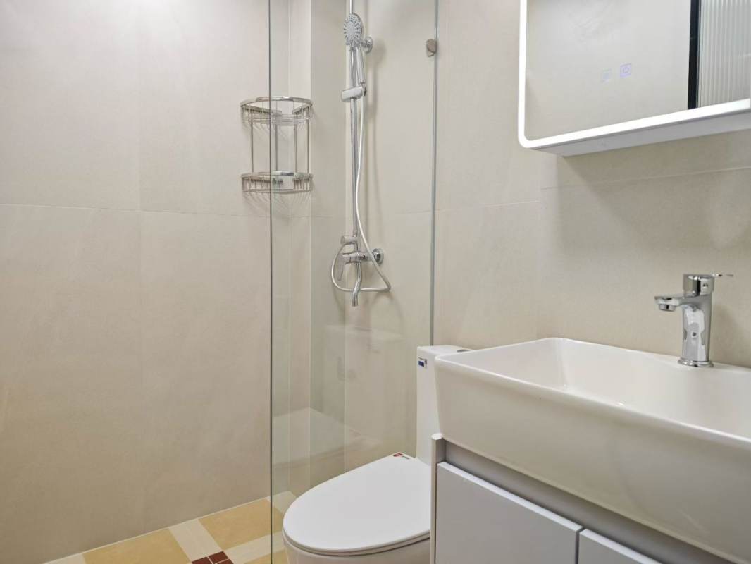 Housing image — Bathroom