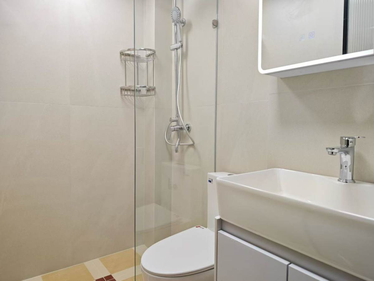 Housing image — Bathroom