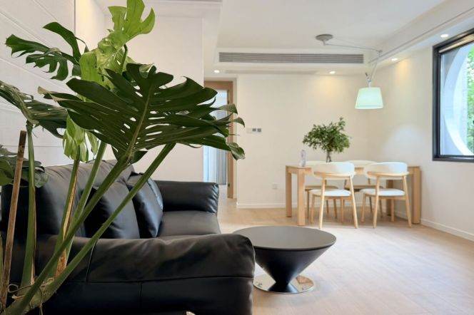 3BR Apartment near Plaza 66