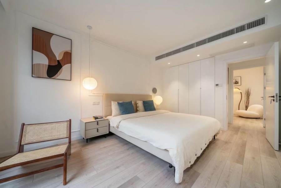 Housing image — Bedroom