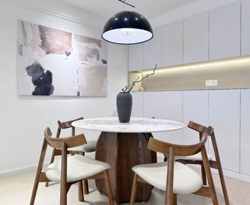 Housing image — Dining Area