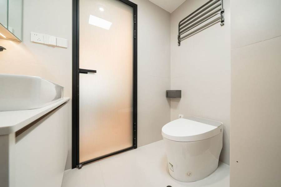 Housing image — Bathroom