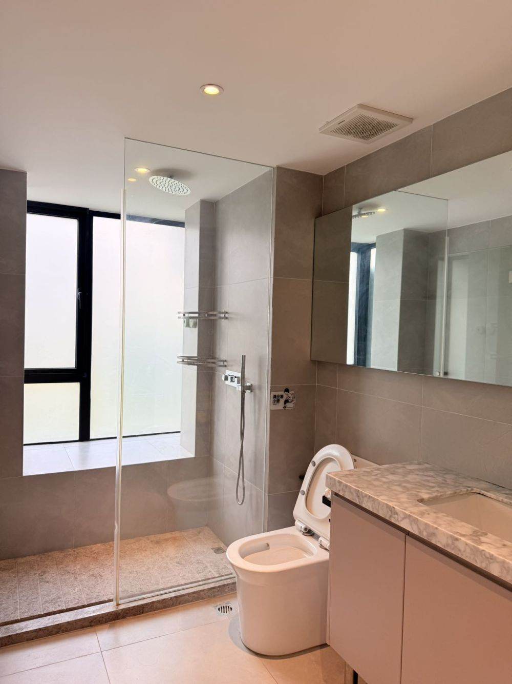 Housing image — Bathroom
