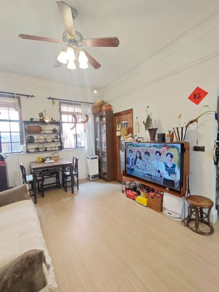 Housing image — Living Room