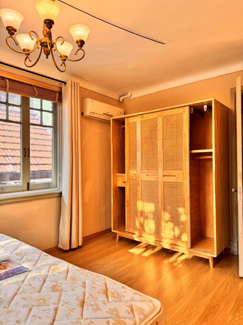 Housing image — Bedroom