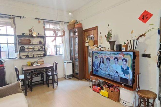 1BR Lane House near IAPM (L1/L10/L12)