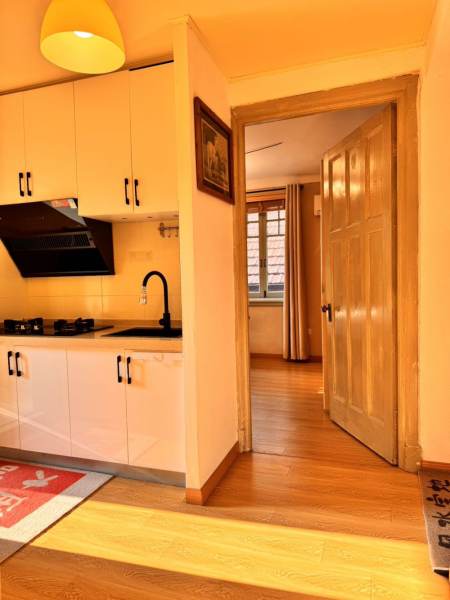 Housing image — Kitchen