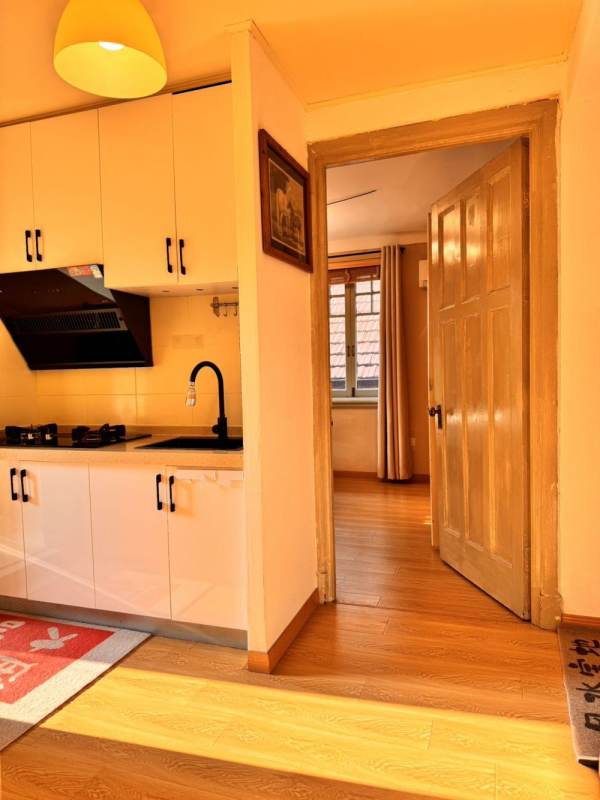 Housing image — Kitchen