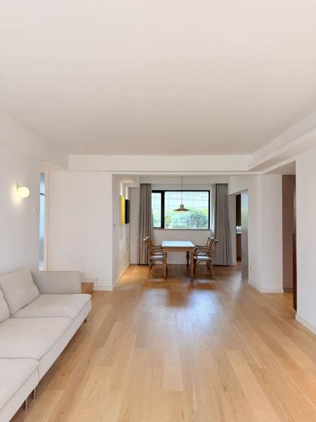 Housing image — Living Room
