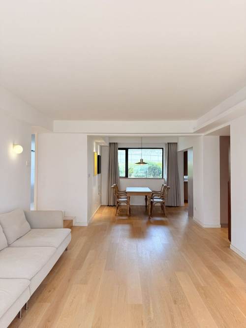 Housing image — Living Room