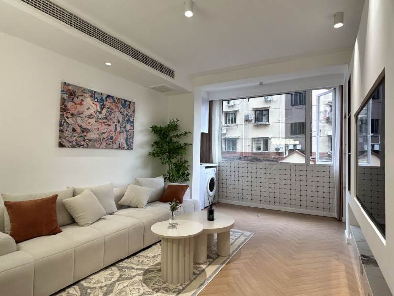 Housing image — Living Room