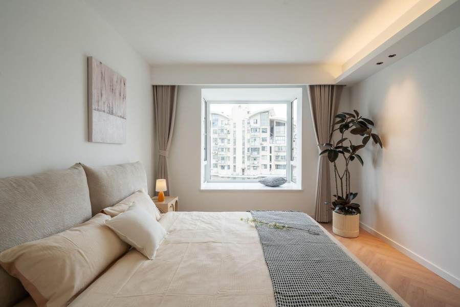 Housing image — Bedroom