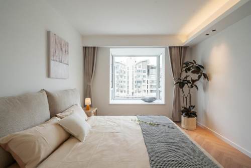 Housing image — Bedroom