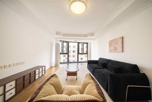 Housing image — Living Room