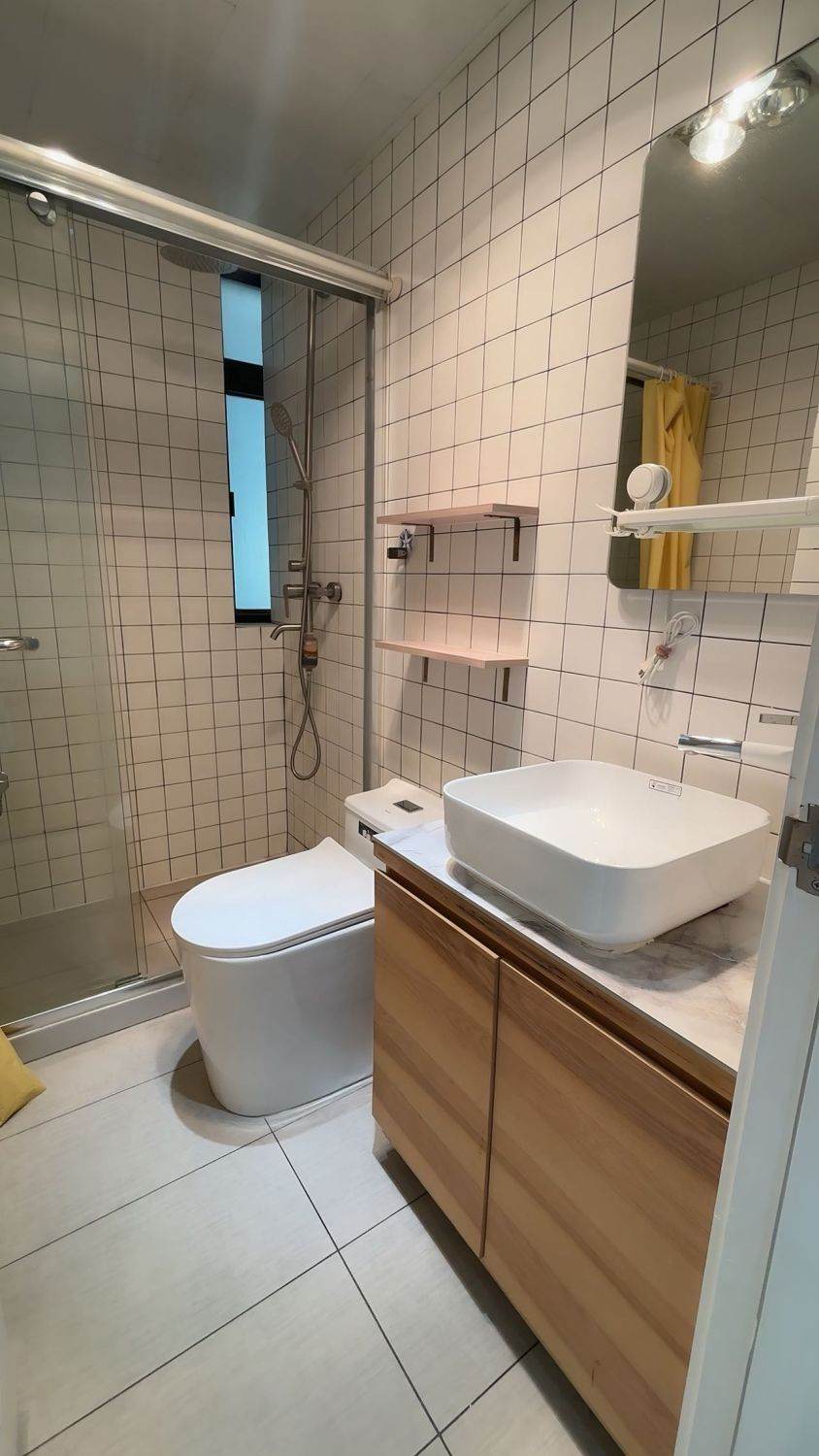 Housing image — Bathroom