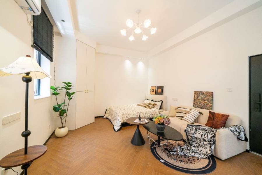Housing image — Living Room