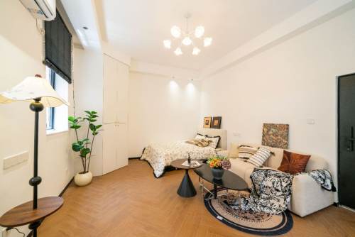 Housing image — Living Room