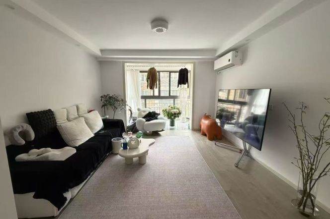 3BR Apartment in Jing'an (L1/L12/L13)