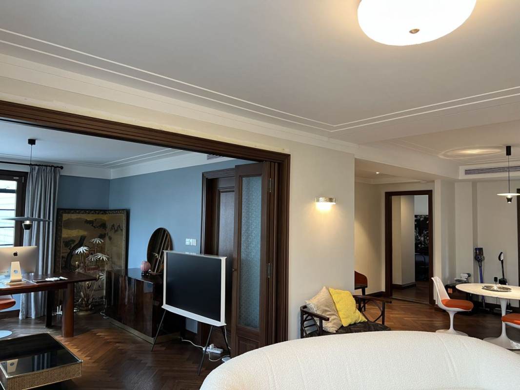 Housing image — Living Room