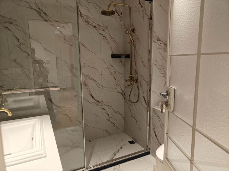 Housing image — Bathroom