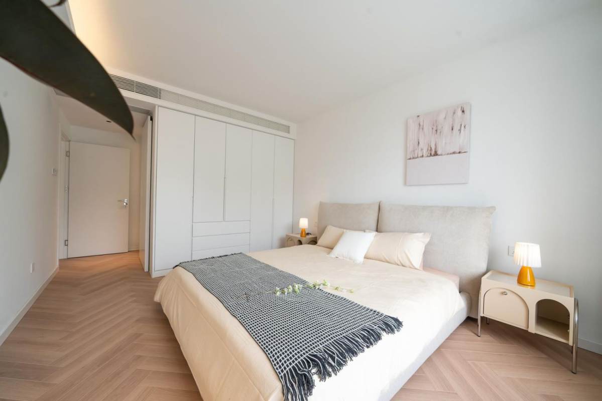 Housing image — Bedroom